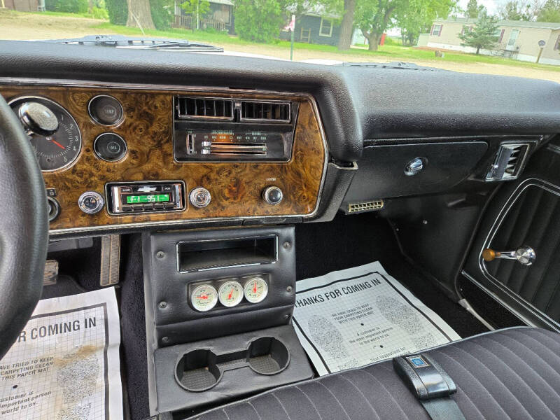 Center Console of the Monte Carlo